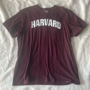 Harvard apparel t-shirt